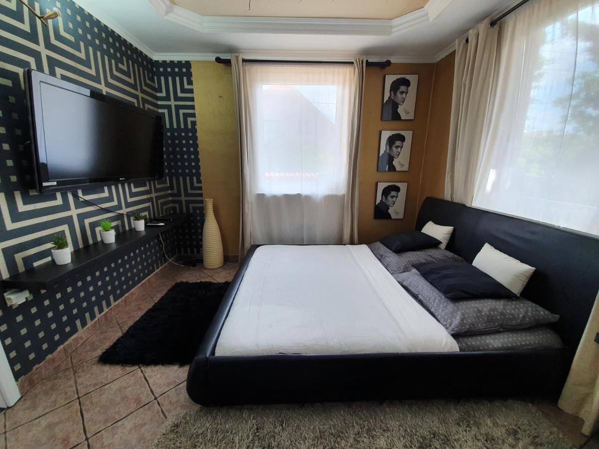 Airport Luxury Apartman 42 Vecsés Eksteriør billede